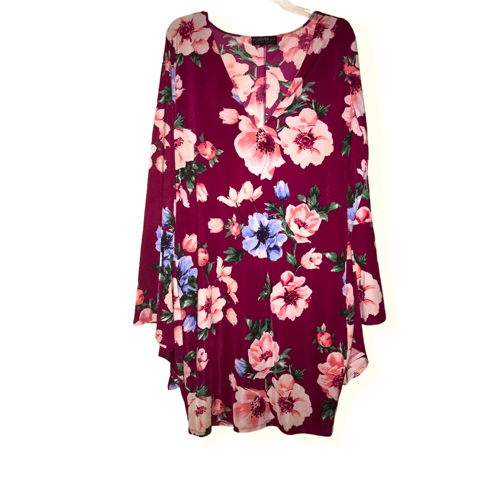 Forever 21+ Flower Bodycon Dress W/Flared Sleeves